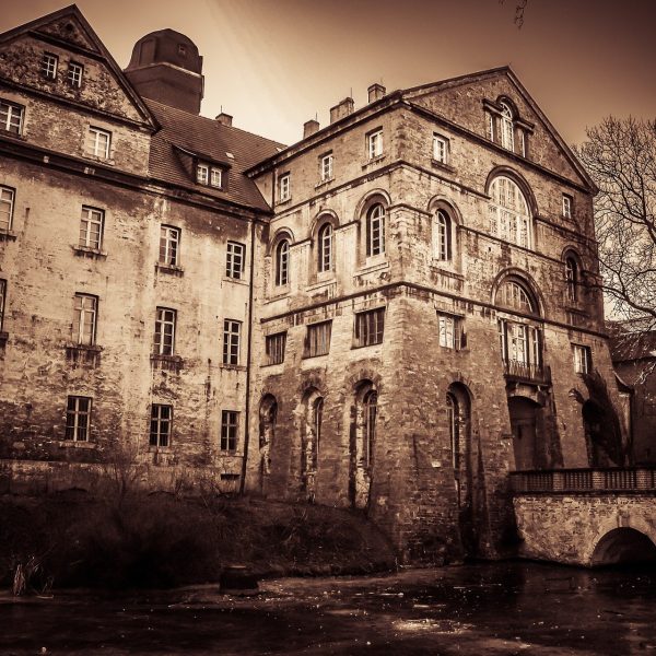Creepy Paranormal Stories
